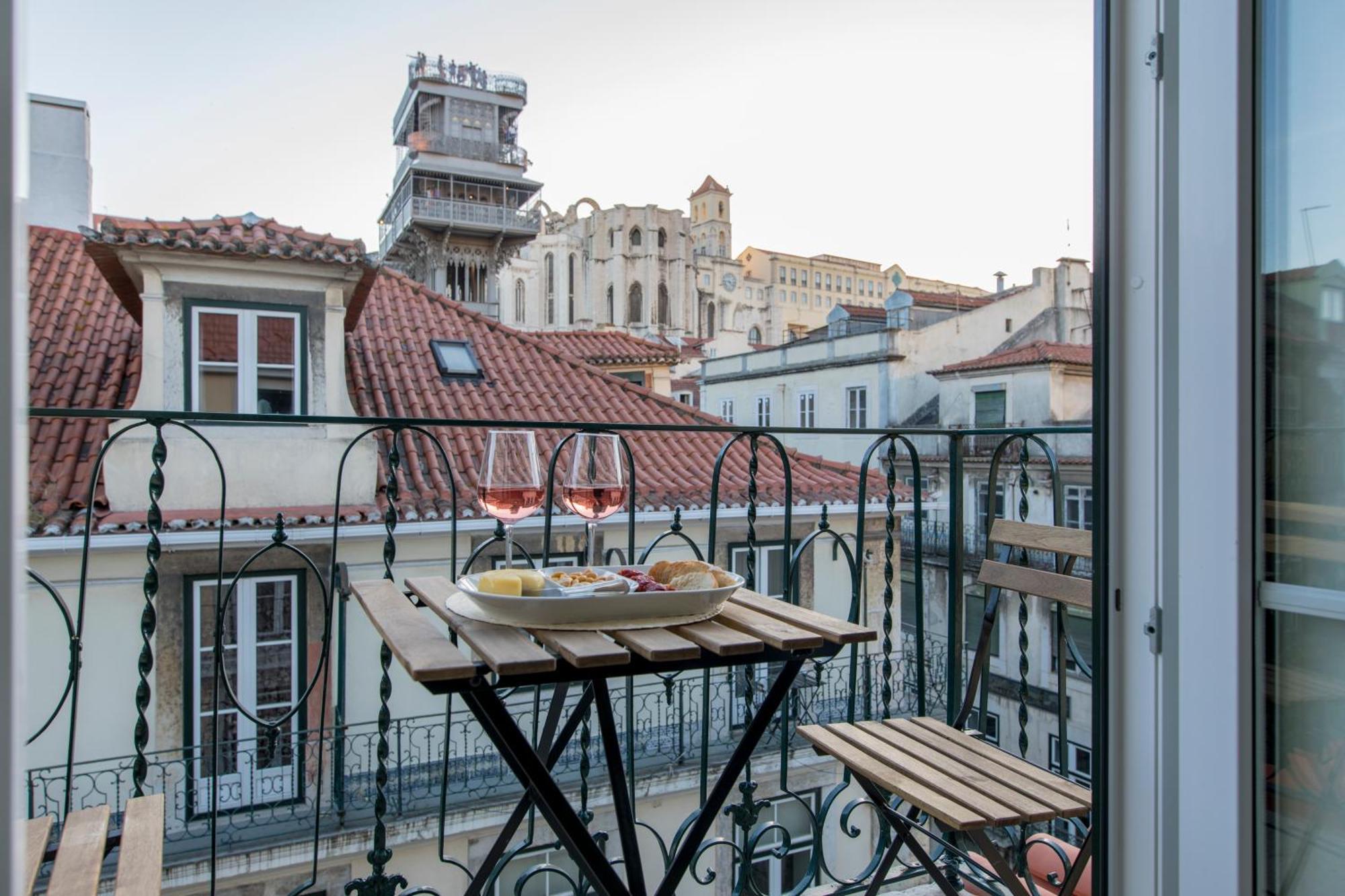 Ferienwohnung Ando Living - Santa Justa 79 House Lissabon Exterior foto
